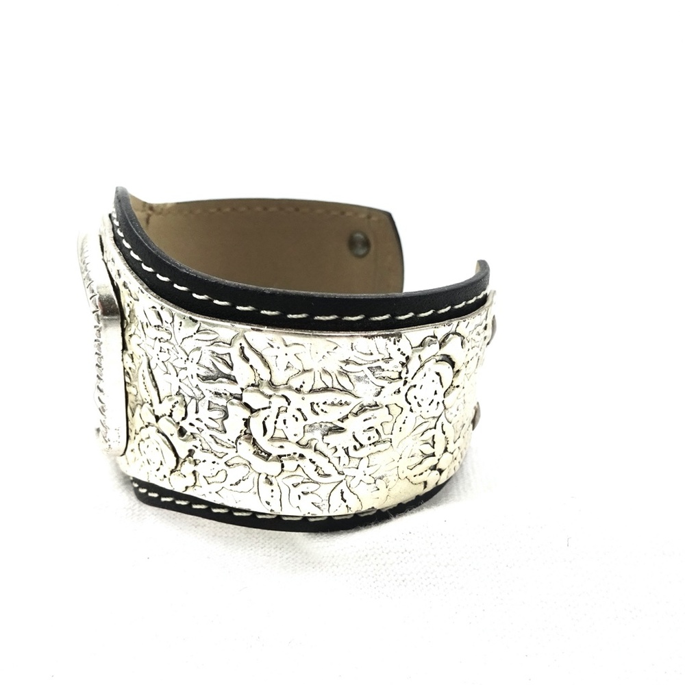 CHICO'S SILVER FLORAL CUFF BRACELET QUARTZ WATCH - Picture 6 of 10